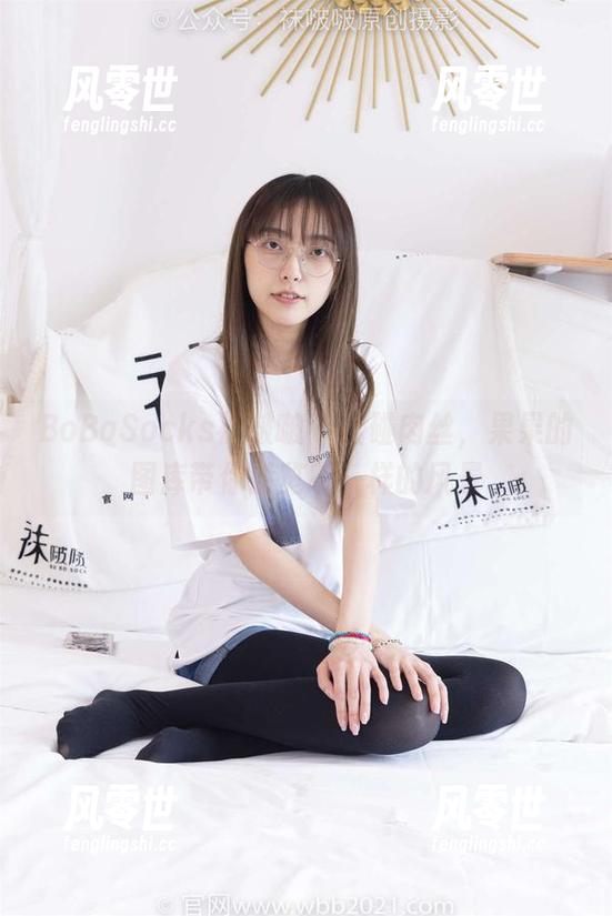 BoBoSocks袜啵啵 - 碰碰肉丝，果果的图库带你游览不一样的风景