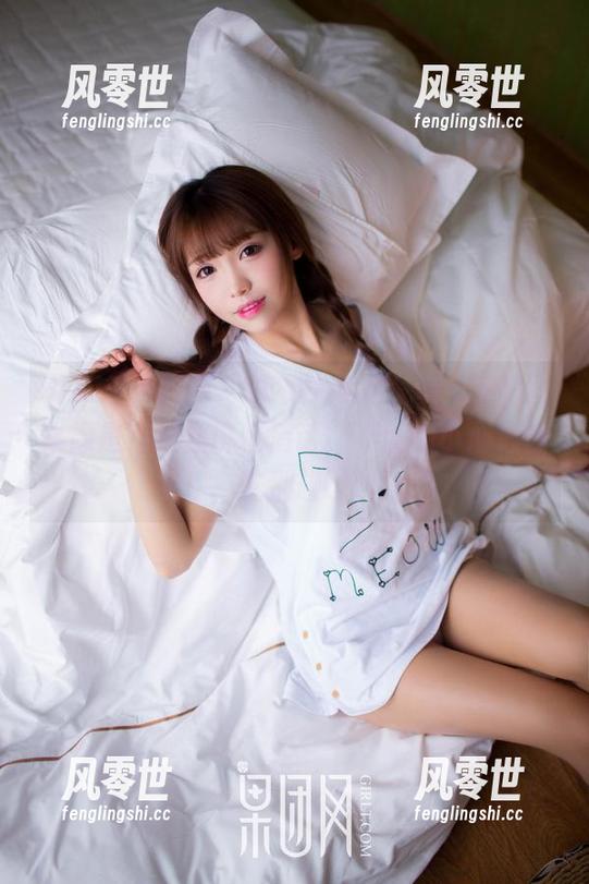 GIRLT果团网 - 泳衣＋私拍，龚玥菲的图集像是在跟你讲悄悄话，不懂的小心心你就别碰了