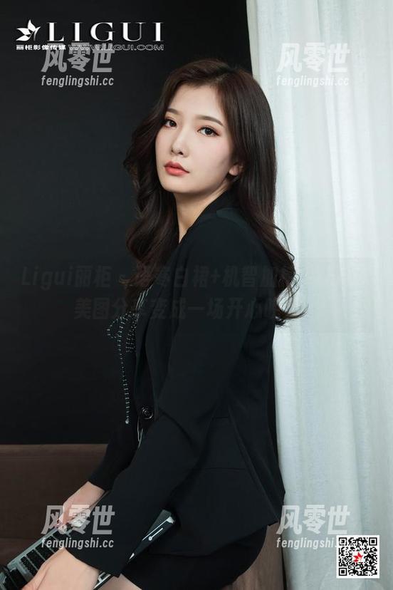 Ligui丽柜-语寒 Ligui丽柜 - 语寒白裙+机智加持,让这次美图分享变成一场开心晚会!