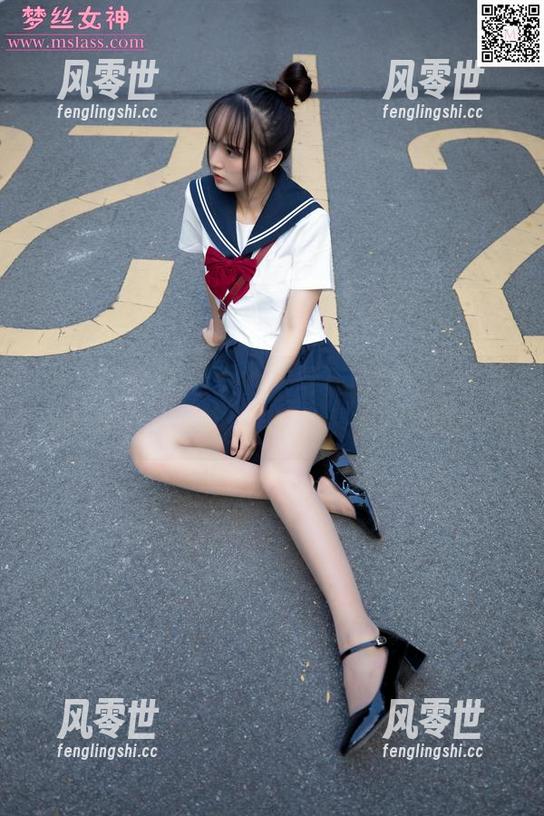 MSLASS梦丝女神 - 写真时间到：小穆用毛衣遍撒温柔，长腿却是不成文的法则
