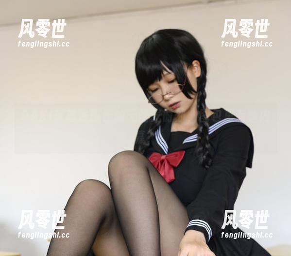 PAKI草莓酱 PAKI草莓酱班长的无圣光时刻,图包里有啥内幕?