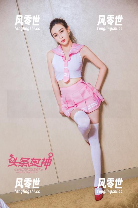 TouTiao头条女神 - 洛洛可的圣诞：高清图集，果然是不一样的“闪亮登场”啊！