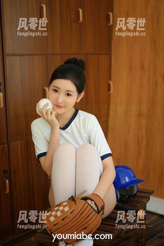 YouMi尤蜜荟-黄依婷 YouMi尤蜜荟 - 看了黄依婷的睡衣图包,心里不禁想:谁才是这迷人睡衣的主婢呢?