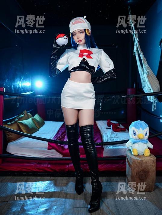 ZinieQ的JK作品更新，再一次让我无意中停留了个几秒……
