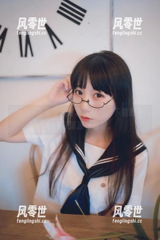 usejan蓝蓝 usejan蓝蓝海边写真太好看,下载时请自行带好清凉神器啊。