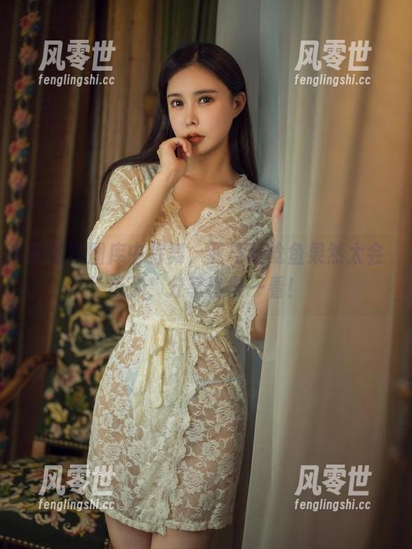 亚马逊鲶鱼 短裙在图库中挥舞,亚马逊鲶鱼果然太会玩了,分享值得一看!