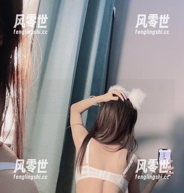 微密圈 - 私房一角的兔宝妮to袜子合集，谁会抗拒这种？！