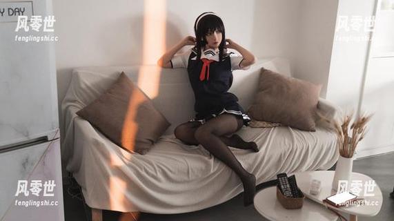 凉凉子 唯美短裤壁纸–凉凉子,大腿诱惑全靠它!