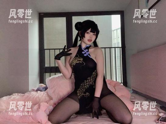 等不及想看小瑶幺幺的新deque，取个cos名，我觉得“腿控”就挺合适的。