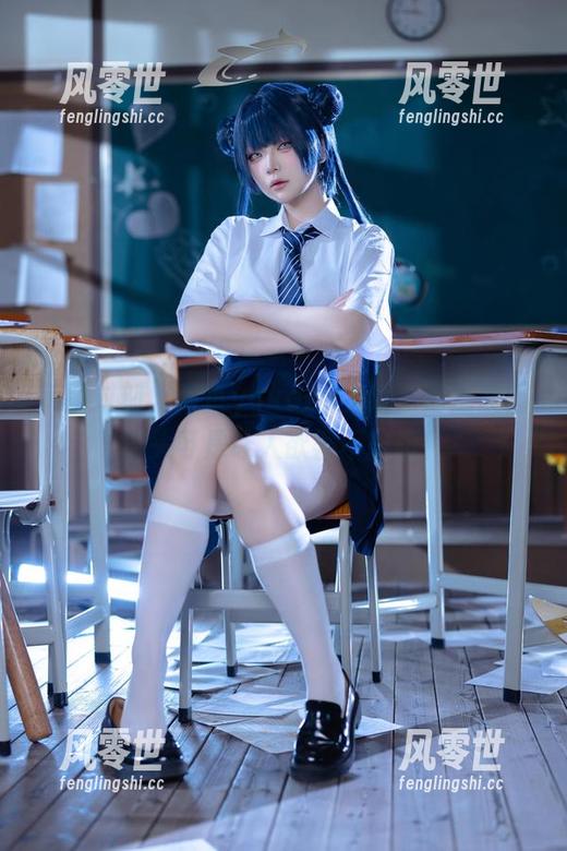 屿鱼yukako 美图时刻,屿鱼yukako上线,那金装猫猫头可是让人欲罢不能哦!