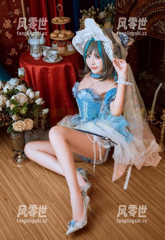 希希_啾 希希_啾与她的神秘全套:暗黑通讯官图集前的蠢蠢欲动