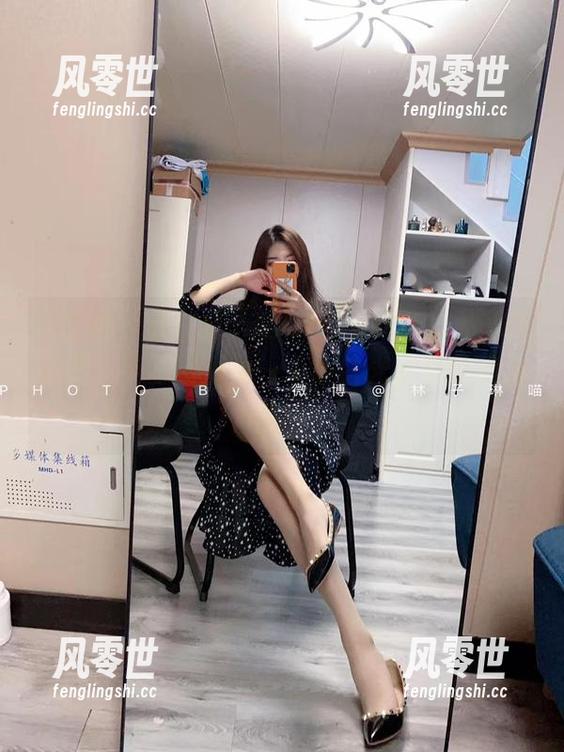 微密圈 - 关注林子喵Lynne的纯白私房作品吧，给不明对象一个被白光照射的机会，哈哈！