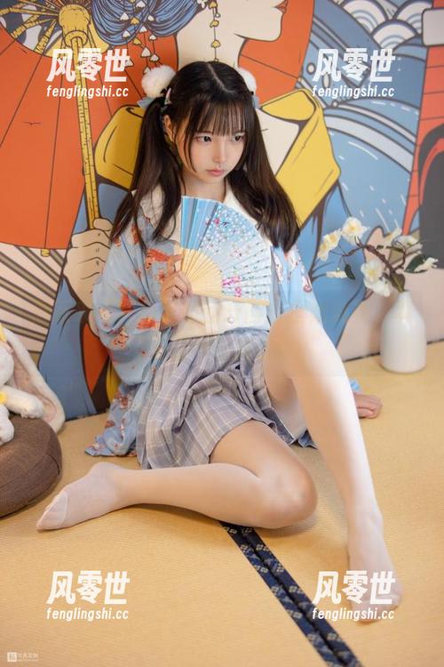 森萝财团 更新来了!森萝财团开回白丝姐妹花,真是目不暇接啊。