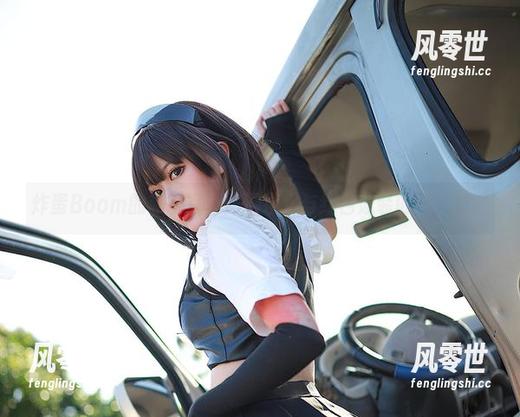 炸蛋Boom 炸蛋Boom的私享写真:温泉水与红色泳装的无声对话