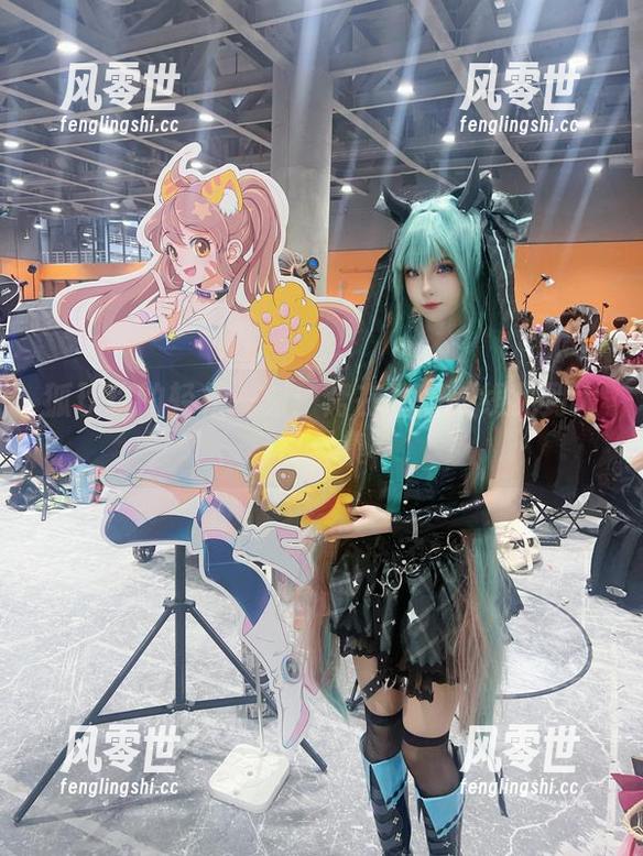 狐玖玖 狐玖玖的轻松一刻:窝在碧蓝航线见到大凤合集