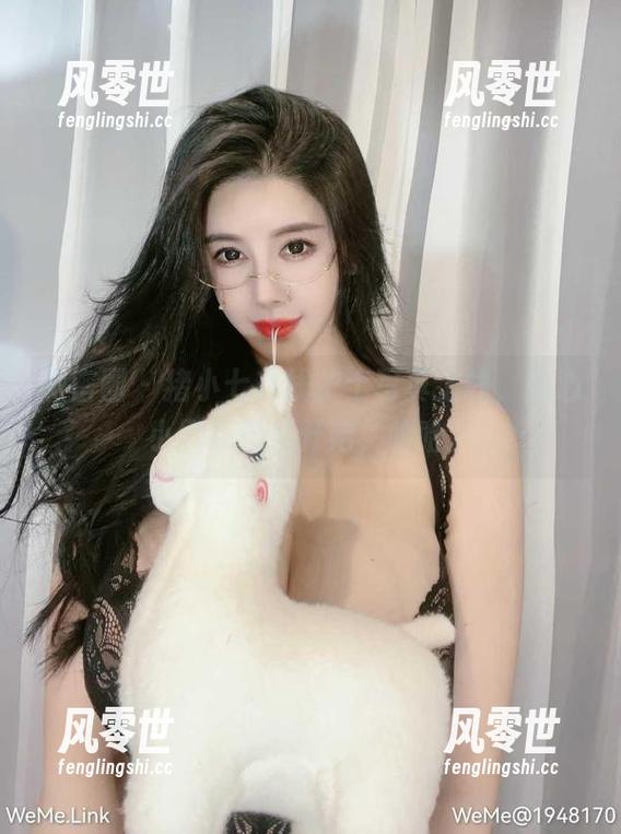 微密圈 - 猪小七在线护士写真上线，内心小剧场已经开始，哈哈。