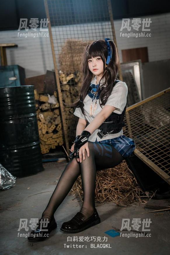 白莉爱吃巧克力 私拍实力上线:白莉爱吃巧克力打造的打工女仆,竟衍生出不少新想法?