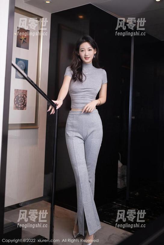 秀人网-周慕汐 秀人网 - 周慕汐的双马尾写真,反正我是完全无法自拔了,下次来个三马尾试试?