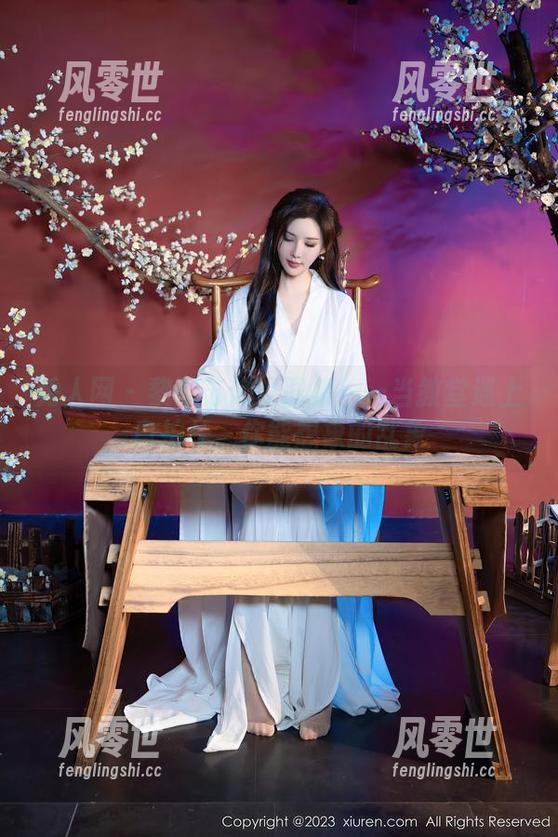 秀人网-黎苏苏 秀人网 - 黎苏苏修女图集——当教堂遇上自拍杆,你能想象的乱象