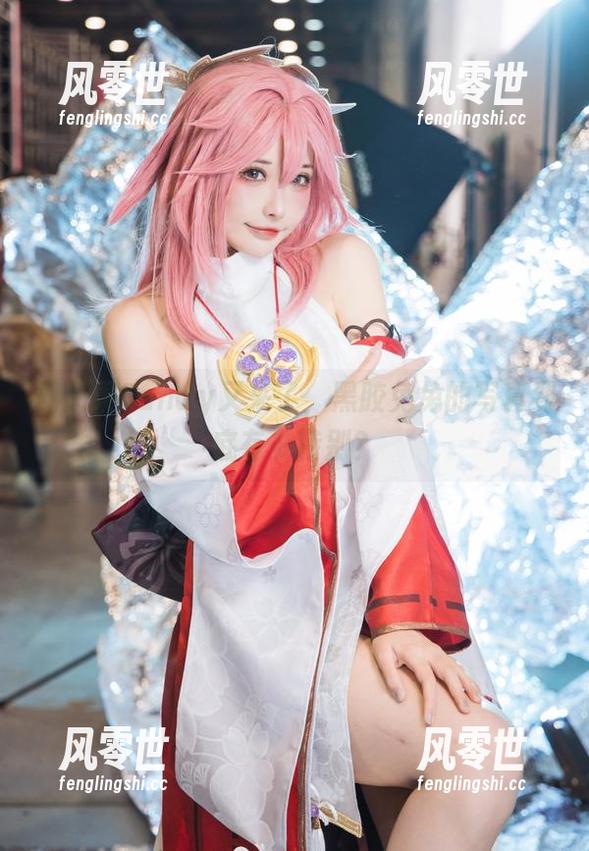糖果果Candy 糖果果Candy又来了,黑胶兔兔的写真到底有多特别?
