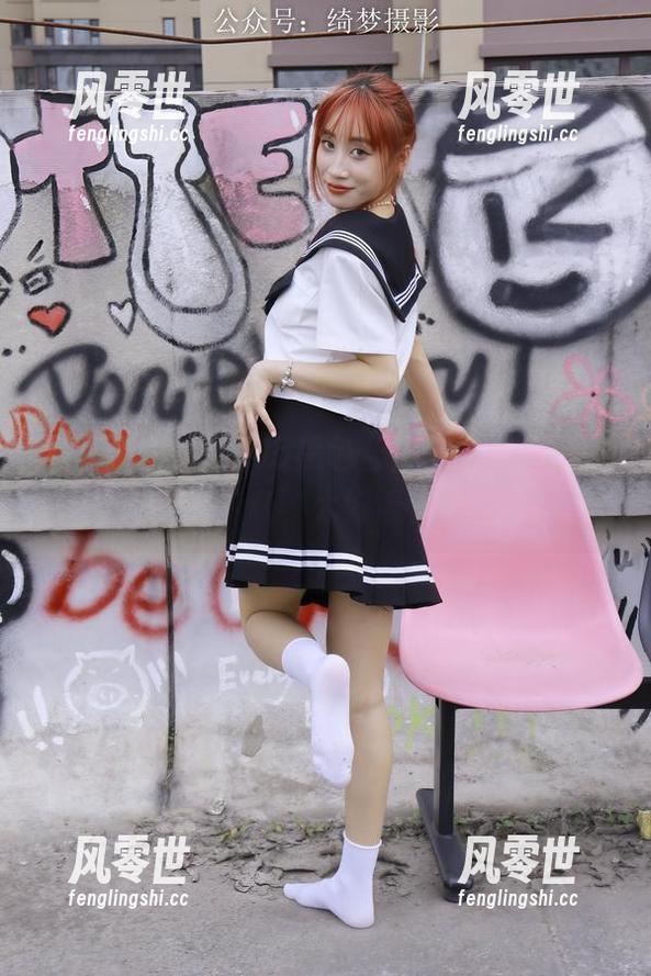 绮梦摄影 - Yaya黑色合集：这种衣服应该有专利，太好看了吧！