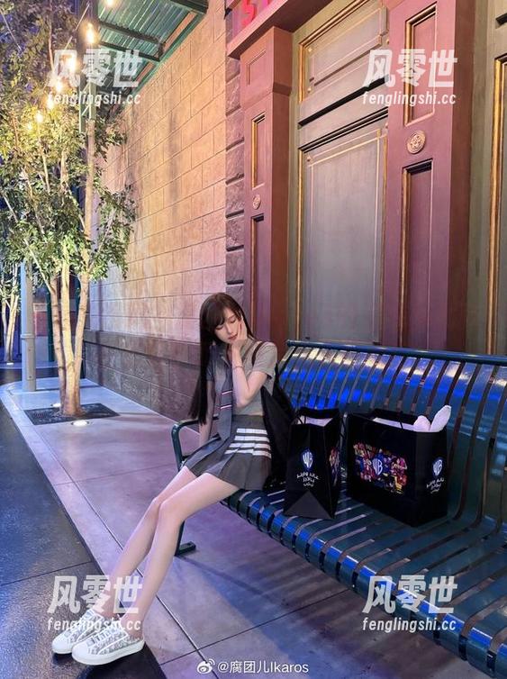 腐团儿Ikaros 干嘛去漫展?腐团儿Ikaros的次元少女就在这儿!而且照片比人好看!