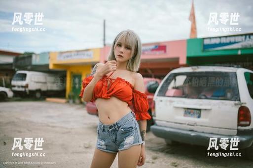 菠萝社 - 夏美酱的免费写真：活力满满的夏天，不怕晒黑的那种