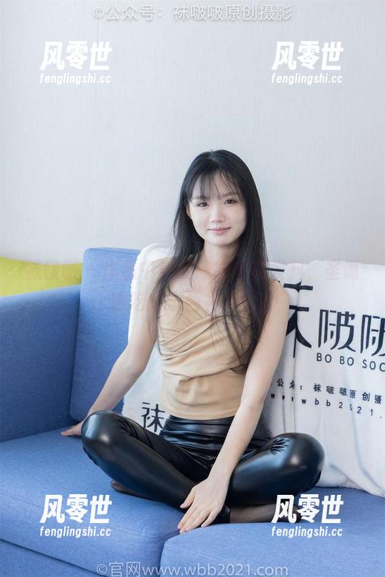 袜啵啵-泡芙 袜啵啵 - 作品中泡芙冻得瑟瑟发抖,圣诞该吃点东西补补吧?