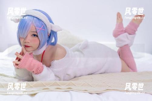 PA15校服图集：从铁打萌萌_moi的角度分享的那些小趣事
