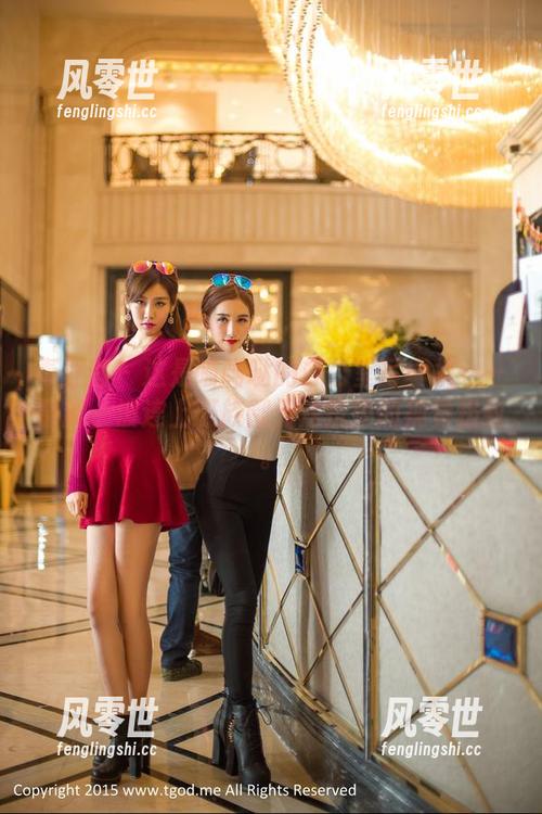 青豆客-喵喵哒 青豆客 - 这是喵喵哒的办公室写真集——最新一波连上班族都无法抗拒的视觉极致。