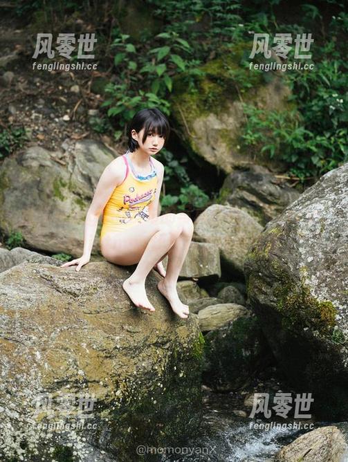 魔物喵nigisa 魔物喵nigisa发布的写真作品,MerryChristmas让我决定终身追随